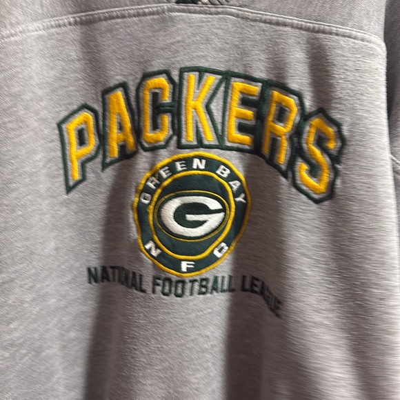 Vintage Green Bay Packers Sweatshirt by Lee Sport - Medium - Picture 4 of 4
